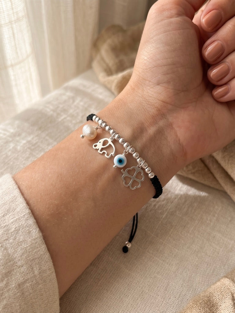Pulsera Amuletos-4 dijes