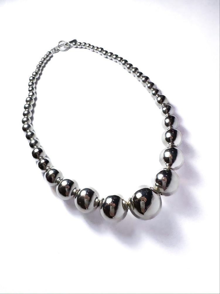 Collar Bolas de plata