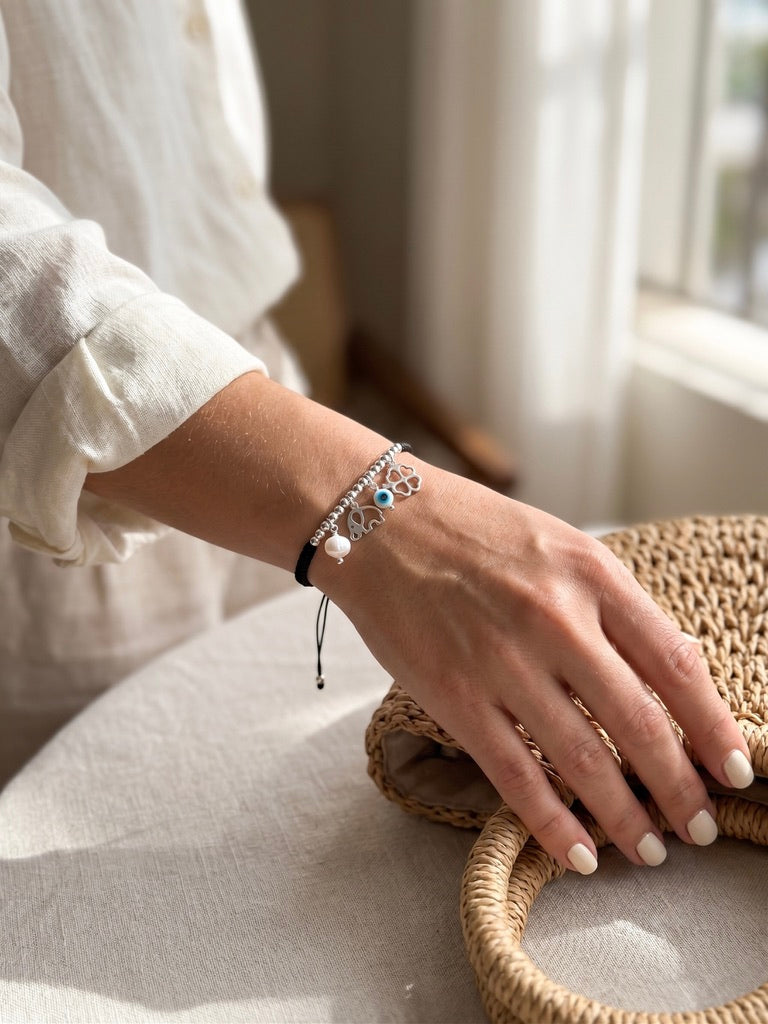 Pulsera Amuletos-4 dijes