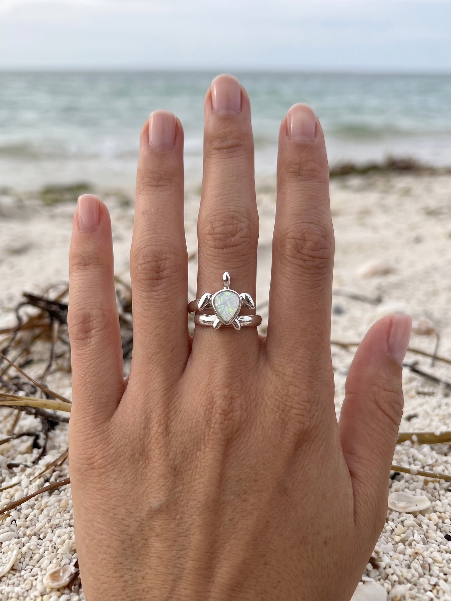 Anillo Tortuga con Ópalo en Plata .925